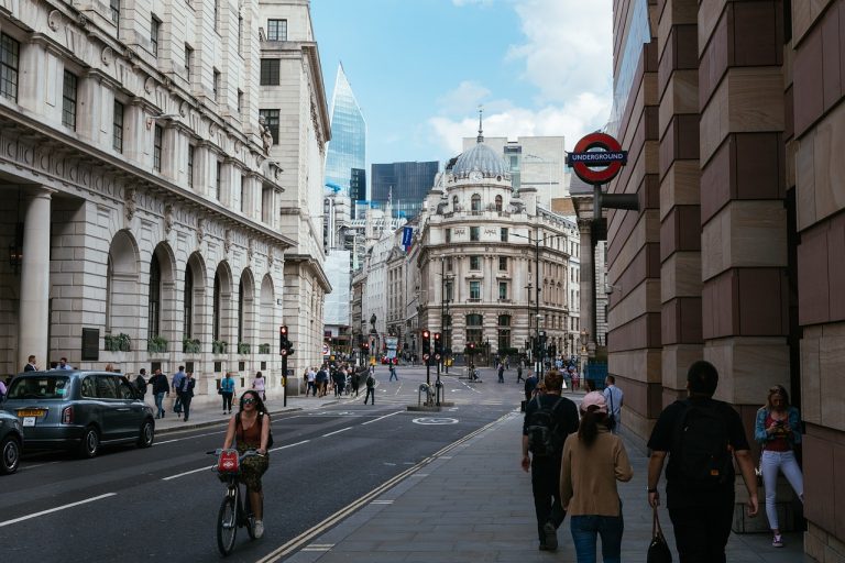 Bank of England’s Statement on Interest Rates Drives Pound Sterling Lower